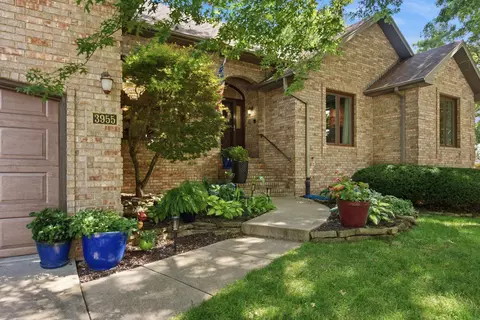 Exterior - 3955 Eastmoor St, Springfield, MO 65809 photo 4 of 11