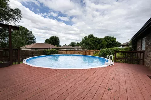 Exterior - 4776 W Stanford St, Springfield, MO 65802 photo 5 of 10