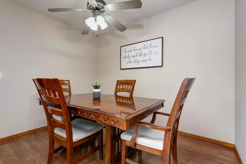 Dining - 4776 W Stanford St, Springfield, MO 65802 photo 1 of 2
