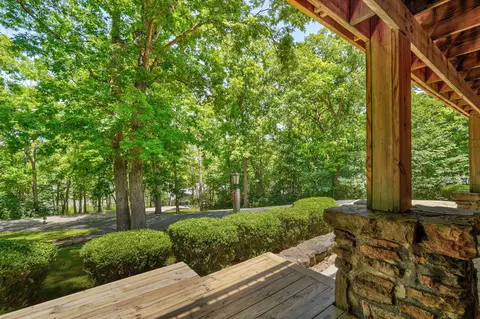Exterior - 2506 E Melbourne Rd, Springfield, MO 65804 photo 4 of 20