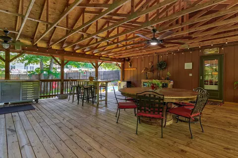 Exterior - 2506 E Melbourne Rd, Springfield, MO 65804 photo 8 of 20