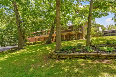 Exterior - 2506 E Melbourne Rd, Springfield, MO 65804 photo 3 of 20