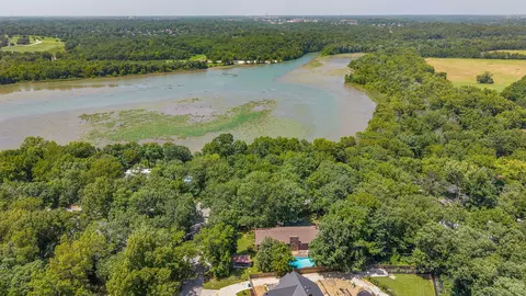 View/Area - 2506 E Melbourne Rd, Springfield, MO 65804 photo 4 of 5
