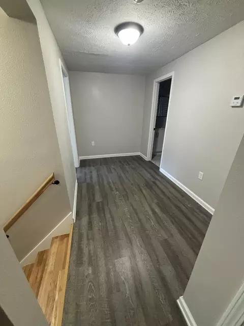 Entry Way - 2805 N Grant Ave, Springfield, MO 65803 photo 2 of 2