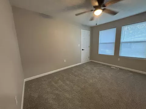 Bedroom - 2805 N Grant Ave, Springfield, MO 65803 photo 2 of 5