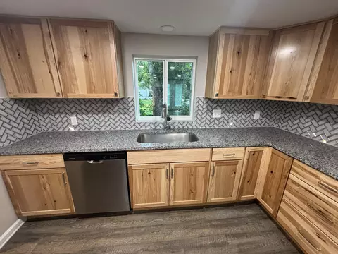 Kitchen - 2805 N Grant Ave, Springfield, MO 65803 photo 2 of 3
