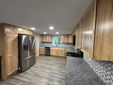 Kitchen - 2805 N Grant Ave, Springfield, MO 65803 photo 1 of 3
