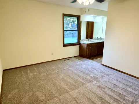 Other - 1141 E Cambridge St, Springfield, MO 65807 photo 4 of 7