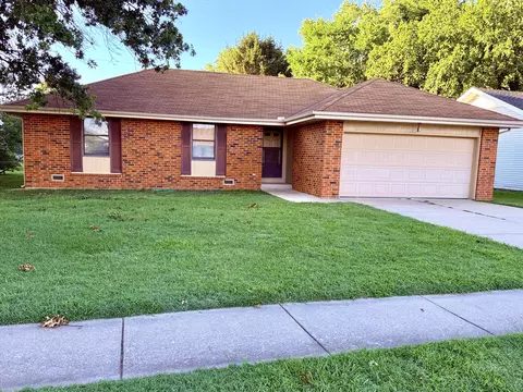 Exterior - 1141 E Cambridge St, Springfield, MO 65807 photo 3 of 3