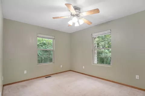 Bedroom - 326 Arliss Dr, Crane, MO 65633 photo 2 of 5