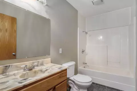 Bath - 326 Arliss Dr, Crane, MO 65633 photo 1 of 2