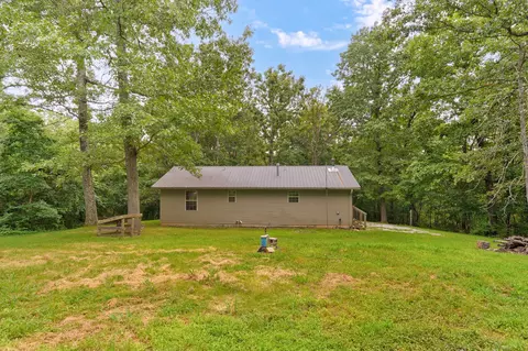 Exterior - 326 Arliss Dr, Crane, MO 65633 photo 9 of 10