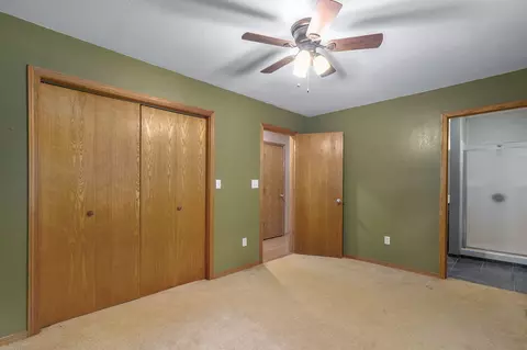 Bedroom - 326 Arliss Dr, Crane, MO 65633 photo 5 of 5