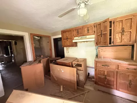 Kitchen - 1930 Morris Rd, Mountain Grove, MO 65711 photo 1 of 1