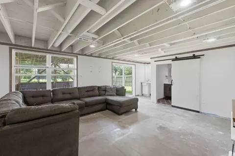 Living - 615 E Sunset Ave, Nixa, MO 65714 photo 1 of 1