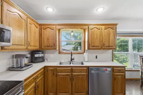 Kitchen - 615 E Sunset Ave, Nixa, MO 65714 photo 2 of 2