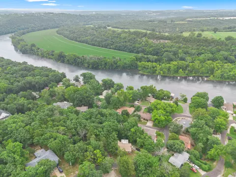 View/Area - 341 River Dr, Branson, MO 65616 photo 2 of 7
