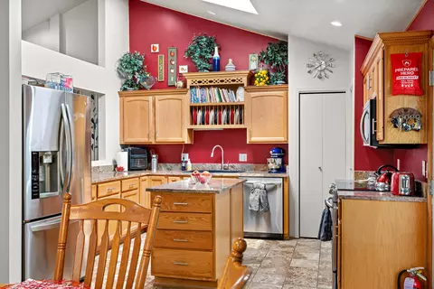 Kitchen - 341 River Dr, Branson, MO 65616 photo 1 of 4