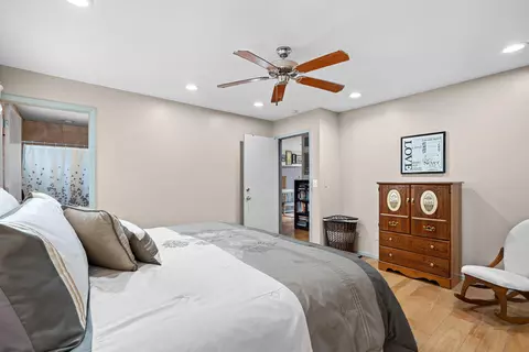 Bedroom - 341 River Dr, Branson, MO 65616 photo 2 of 3