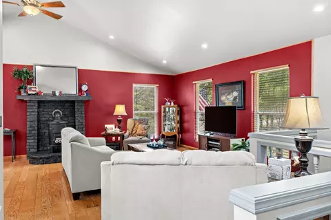 Living - 341 River Dr, Branson, MO 65616 photo 1 of 6