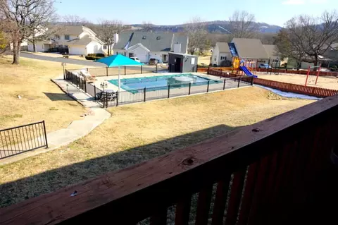 Exterior - 189 Avondale Dr #5, Branson, MO 65616 photo 5 of 8