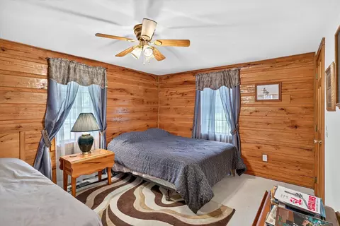 Bedroom - 688 Stevens Rd, Garrison, MO 65657 photo 4 of 5