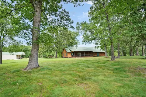 Exterior - 688 Stevens Rd, Garrison, MO 65657 photo 3 of 12