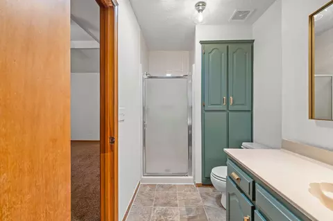Bath - 2119 W Nottingham St, Springfield, MO 65810 photo 1 of 3