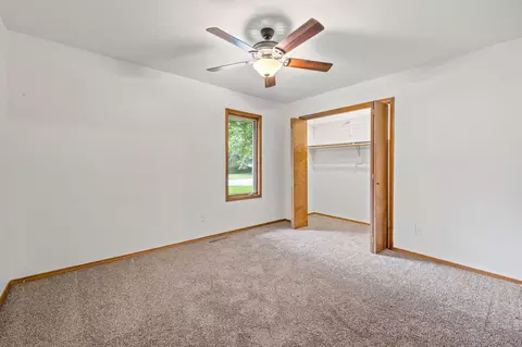 Bedroom - 2119 W Nottingham St, Springfield, MO 65810 photo 2 of 5