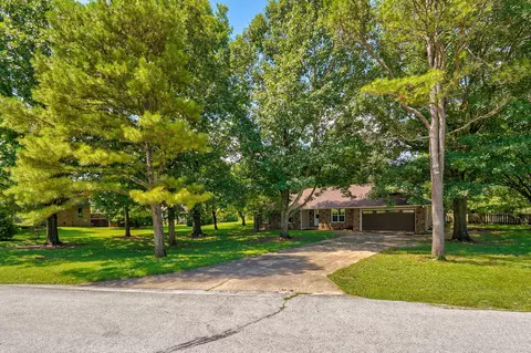 6401 N Marilyn Ave, Springfield, MO 65803 photo 4