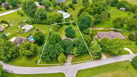 6401 N Marilyn Ave, Springfield, MO 65803 photo 3