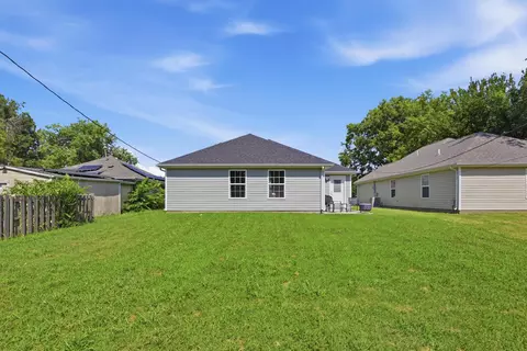 Exterior - 606 Webb St, Duenweg, MO 64841 photo 3 of 4