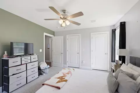 Bedroom - 606 Webb St, Duenweg, MO 64841 photo 5 of 6