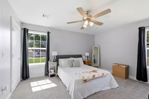Bedroom - 606 Webb St, Duenweg, MO 64841 photo 4 of 6