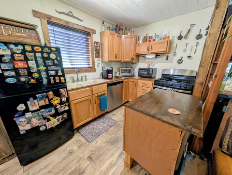 Kitchen - 721 Pack Ln, Lampe, MO 65681 photo 1 of 1