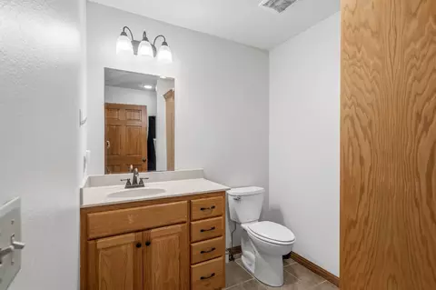 Bath - 4048 N Farm Road 79, Willard, MO 65781 photo 5 of 5