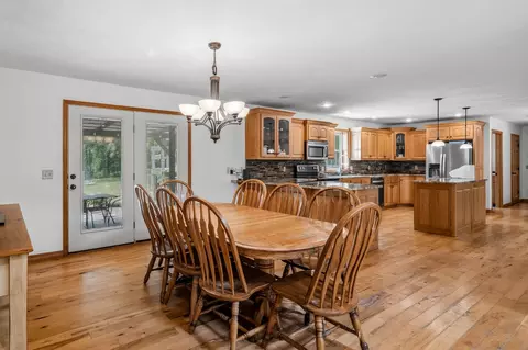 Dining - 4048 N Farm Road 79, Willard, MO 65781 photo 2 of 2
