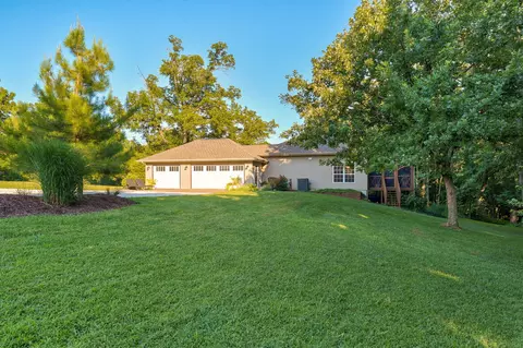 Exterior - 1985 Johns Ln, Nixa, MO 65714 photo 5 of 14