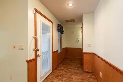 Entry Way - 1332 W Mcgee St, Springfield, MO 65807 photo 1 of 2
