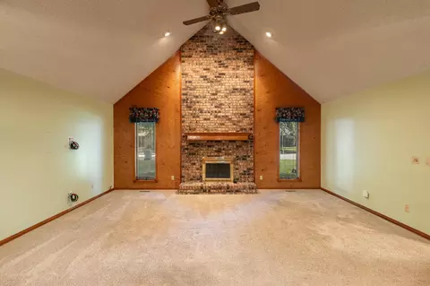 Living - 1332 W Mcgee St, Springfield, MO 65807 photo 2 of 3