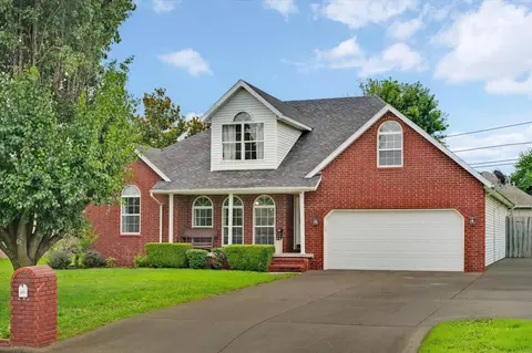 Exterior - 970 Brookside Dr, Marshfield, MO 65706 photo 4 of 8
