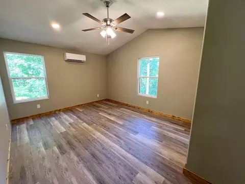 Bedroom - 105 Hackamore Dr, Theodosia, MO 65761 photo 2 of 2