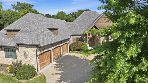 3142 W Cedarbluff Dr, Springfield, MO 65810 photo 56