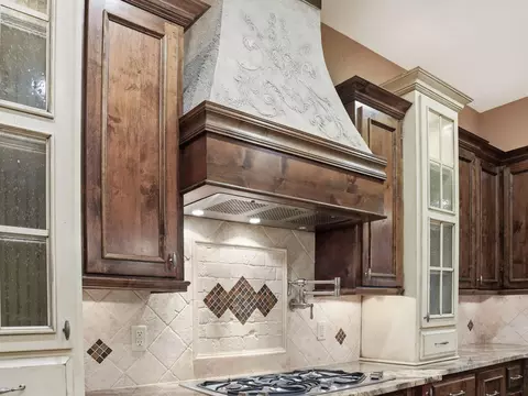 3142 W Cedarbluff Dr, Springfield, MO 65810 photo 17