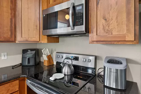Kitchen - 128 Lincoln St, Forsyth, MO 65653 photo 3 of 4