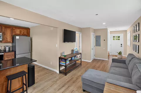 Living - 128 Lincoln St, Forsyth, MO 65653 photo 2 of 3