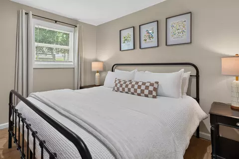 Bedroom - 128 Lincoln St, Forsyth, MO 65653 photo 3 of 3