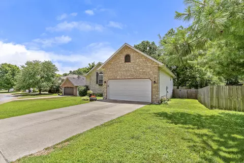 Exterior - 1212 W Merlin Dr, Ozark, MO 65721 photo 4 of 9