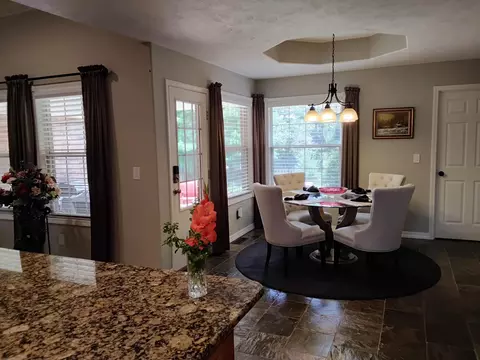 Dining - 1326 N Lennox Ct, Springfield, MO 65802 photo 1 of 3
