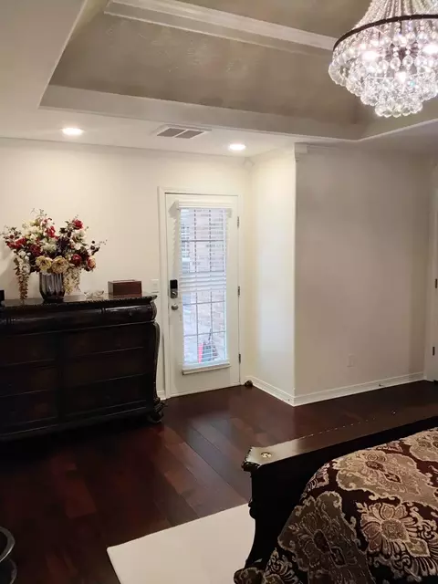 Entry Way - 1326 N Lennox Ct, Springfield, MO 65802 photo 3 of 3